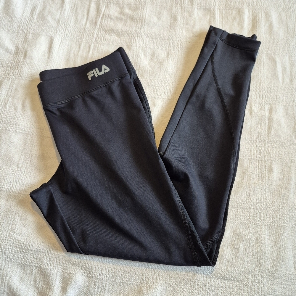 Fila Sport women's size Medium Running line leggings, zipper back leg mesh EUC